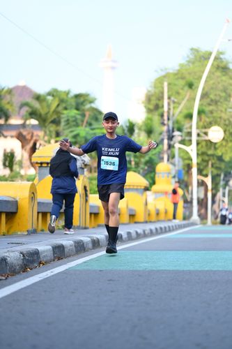 Race photo from KEMLU RUN 2025