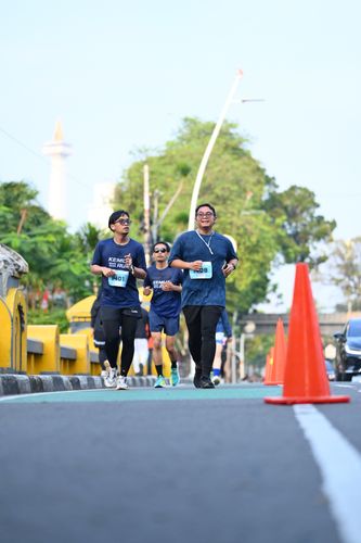 Race photo from KEMLU RUN 2025