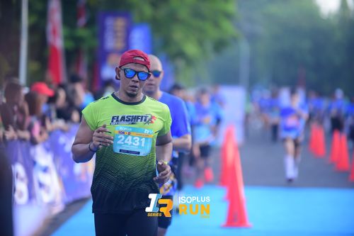 Race photo from Isoplus Run 2024 Surabaya