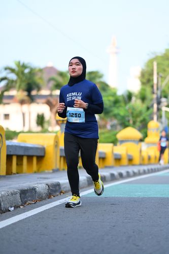 Race photo from KEMLU RUN 2025