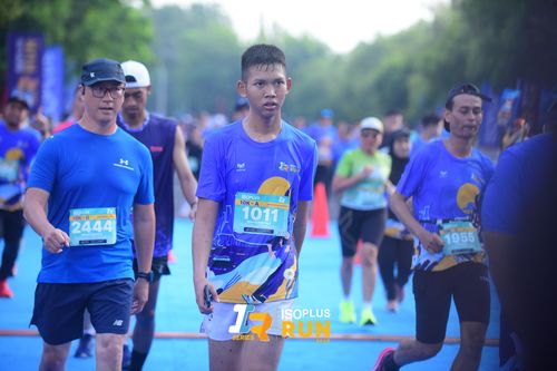 Race photo from Isoplus Run 2024 Surabaya
