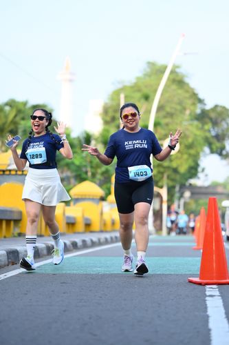 Race photo from KEMLU RUN 2025