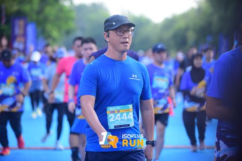 Race photo from Isoplus Run 2024 Surabaya