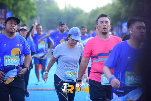 Race photo from Isoplus Run 2024 Surabaya