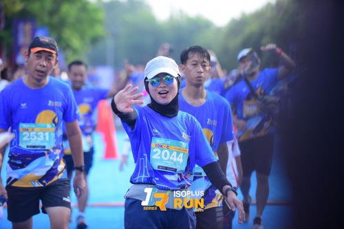 Race photo from Isoplus Run 2024 Surabaya