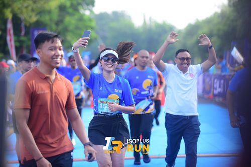 Race photo from Isoplus Run 2024 Surabaya