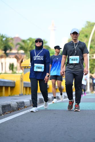 Race photo from KEMLU RUN 2025