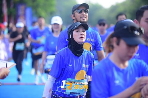 Race photo from Isoplus Run 2024 Surabaya