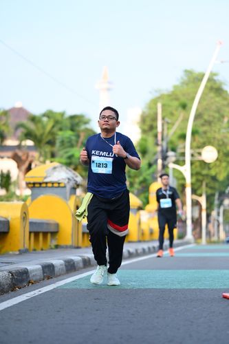Race photo from KEMLU RUN 2025