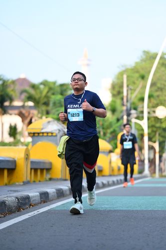 Race photo from KEMLU RUN 2025