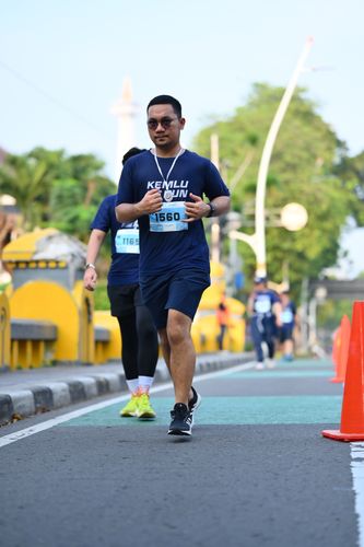 Race photo from KEMLU RUN 2025