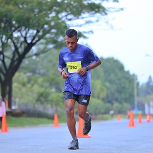 Race photo from BOGORUN 2026