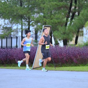 Race photo from BOGORUN 2026