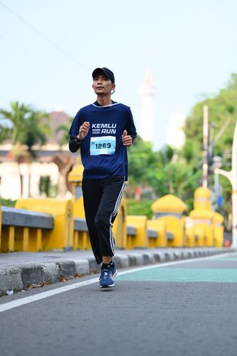 Race photo from KEMLU RUN 2025