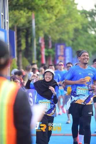 Race photo from Isoplus Run 2024 Surabaya