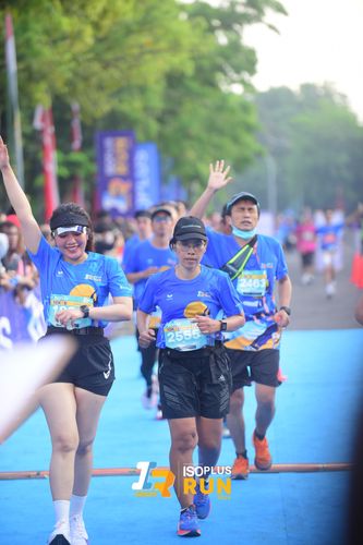 Race photo from Isoplus Run 2024 Surabaya