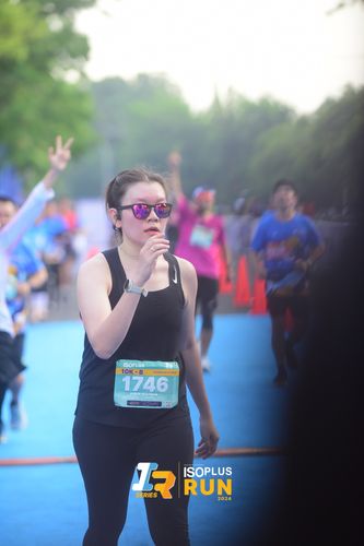 Race photo from Isoplus Run 2024 Surabaya