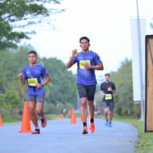 Race photo from BOGORUN 2026