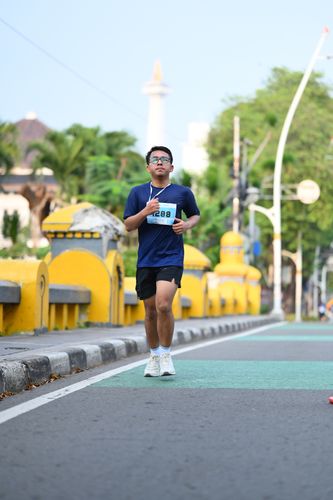 Race photo from KEMLU RUN 2025
