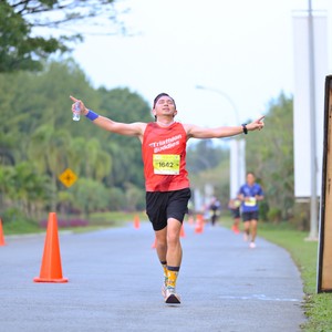 Race photo from BOGORUN 2026