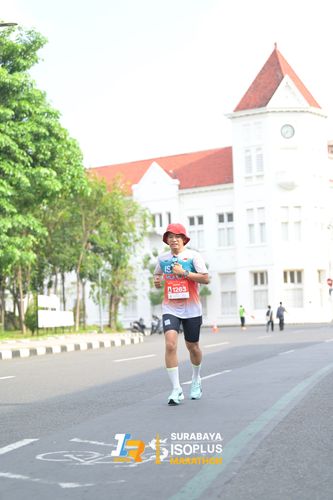Race photo from SURABAYA ISOPLUS MARATHON 2025