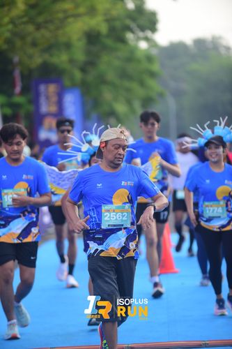 Race photo from Isoplus Run 2024 Surabaya