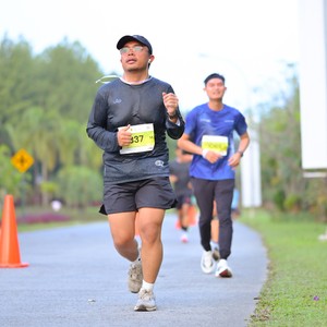Race photo from BOGORUN 2026