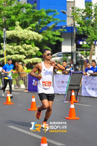 Race photo from SURABAYA ISOPLUS MARATHON 2025