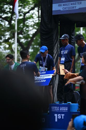 Race photo from KEMLU RUN 2025