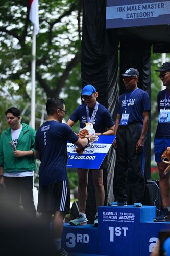 Race photo from KEMLU RUN 2025
