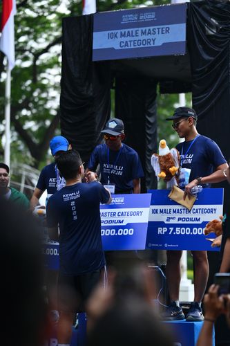 Race photo from KEMLU RUN 2025