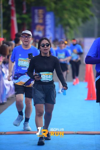 Race photo from Isoplus Run 2024 Surabaya