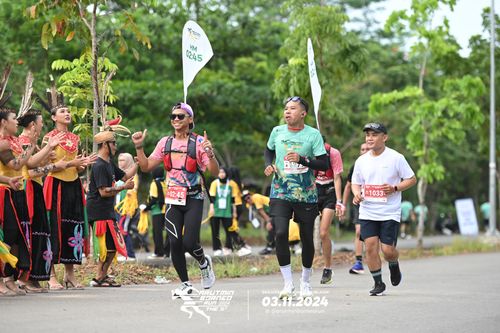 Race photo from Arutmin Borneo Run 2024
