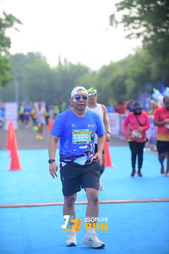 Race photo from Isoplus Run 2024 Surabaya