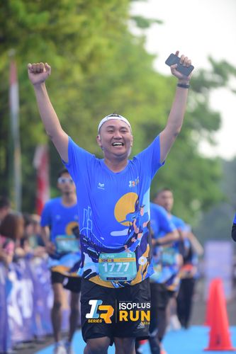 Race photo from Isoplus Run 2024 Surabaya