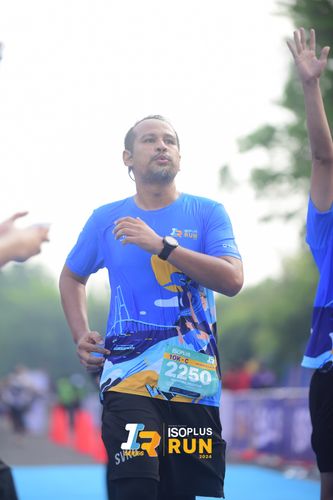 Race photo from Isoplus Run 2024 Surabaya