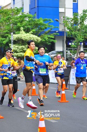 Race photo from SURABAYA ISOPLUS MARATHON 2025