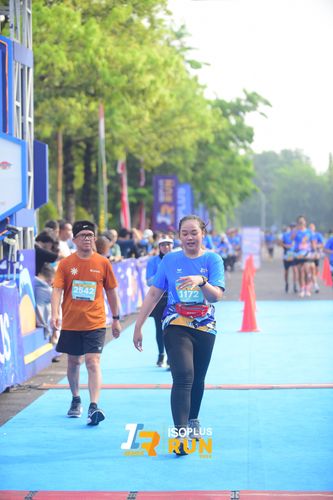 Race photo from Isoplus Run 2024 Surabaya
