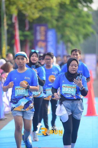 Race photo from Isoplus Run 2024 Surabaya