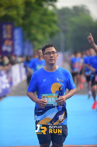 Race photo from Isoplus Run 2024 Surabaya
