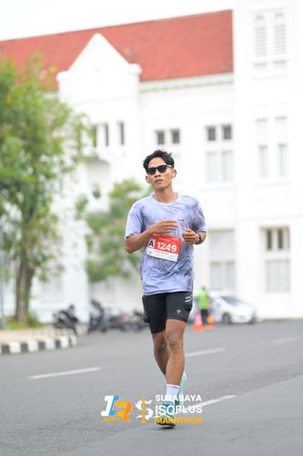 Race photo from SURABAYA ISOPLUS MARATHON 2025