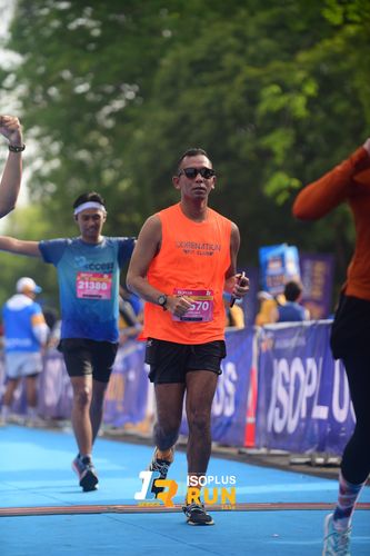 Race photo from Isoplus Run 2024 Surabaya
