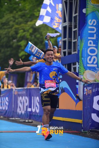 Race photo from Isoplus Run 2024 Surabaya