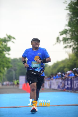 Race photo from Isoplus Run 2024 Surabaya