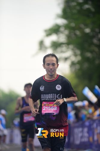 Race photo from Isoplus Run 2024 Surabaya