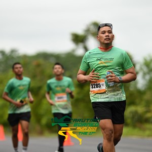 Race photo from ARUTMIN BORNEO RUN 2025