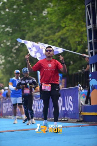 Race photo from Isoplus Run 2024 Surabaya