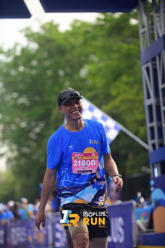 Race photo from Isoplus Run 2024 Surabaya