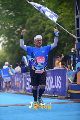 Race photo from Isoplus Run 2024 Surabaya