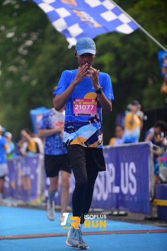 Race photo from Isoplus Run 2024 Surabaya